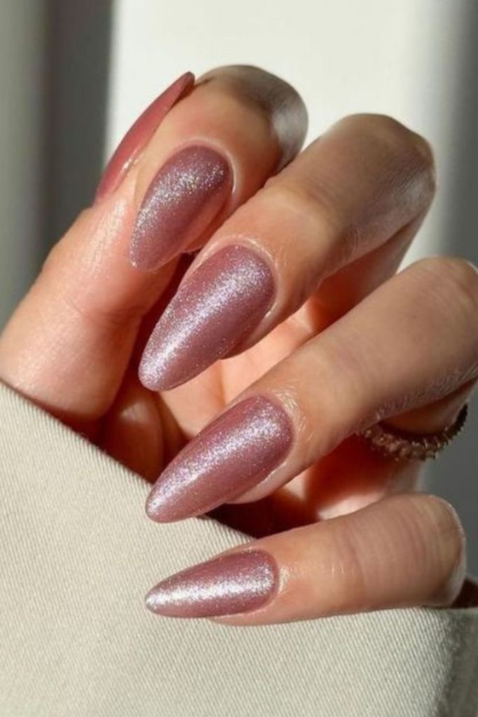 Warm topaz glitter glossy nails