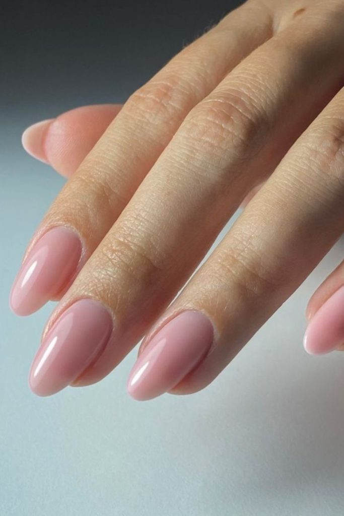 Cool rose quartz round nails