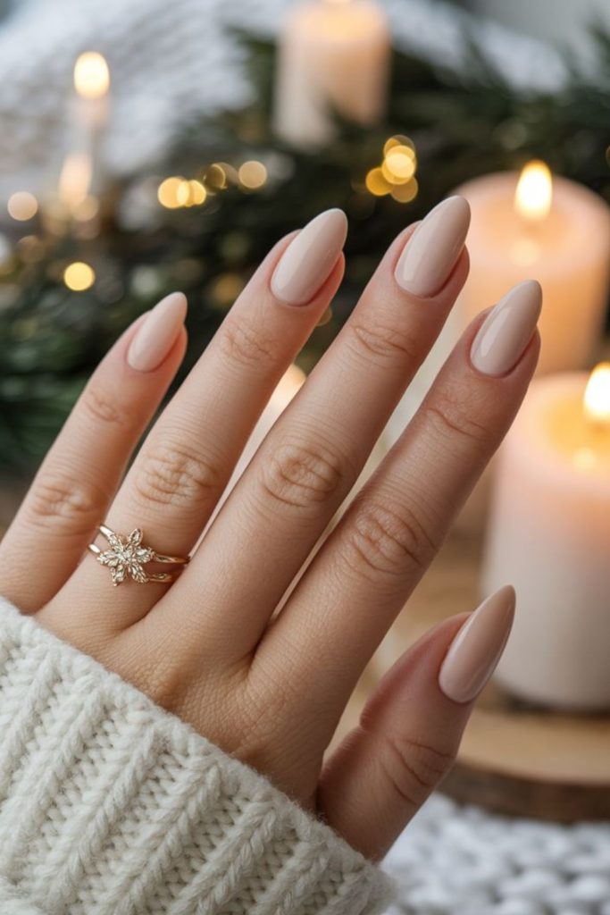 Milk tea nude nail style.