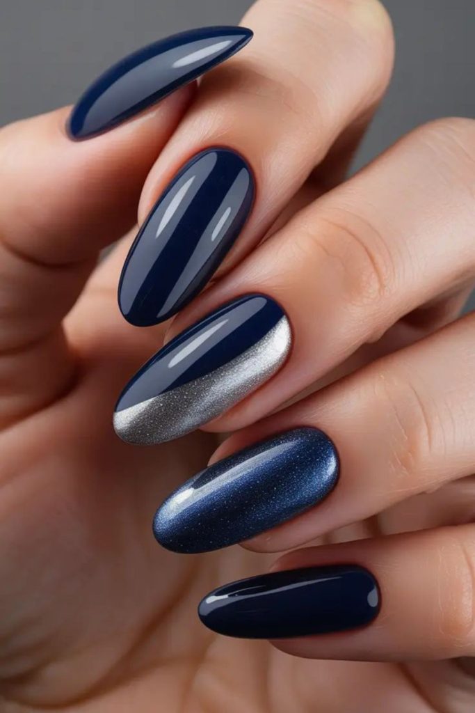 Navy noir elegant dark nails