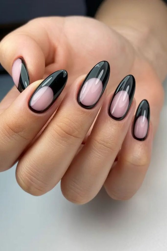 Centered dot on black nail