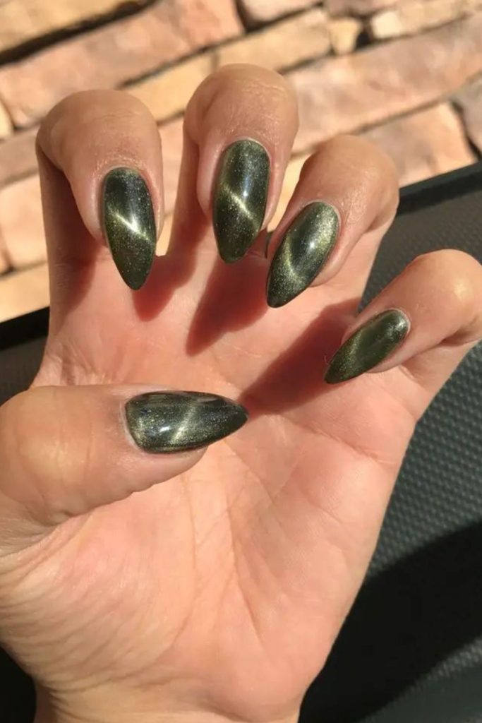 Olive green cat eye manicure