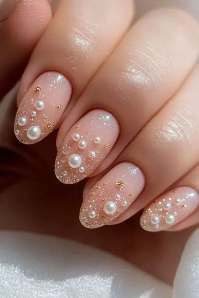 Iridescent pearl shimmer square nails.