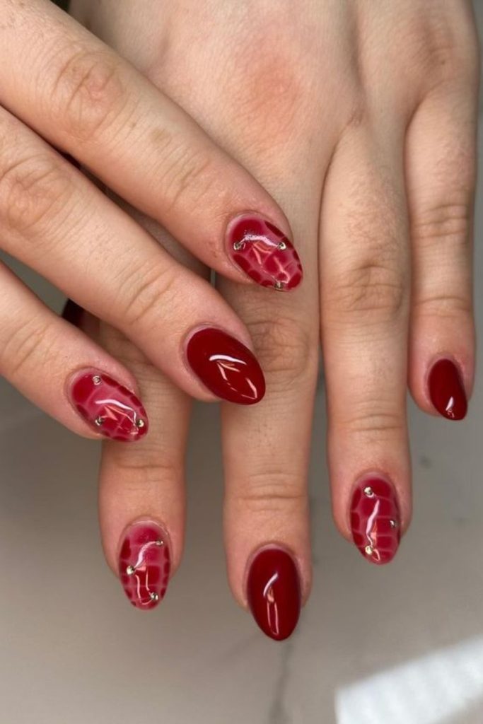 Rose ink vein abstract nails.