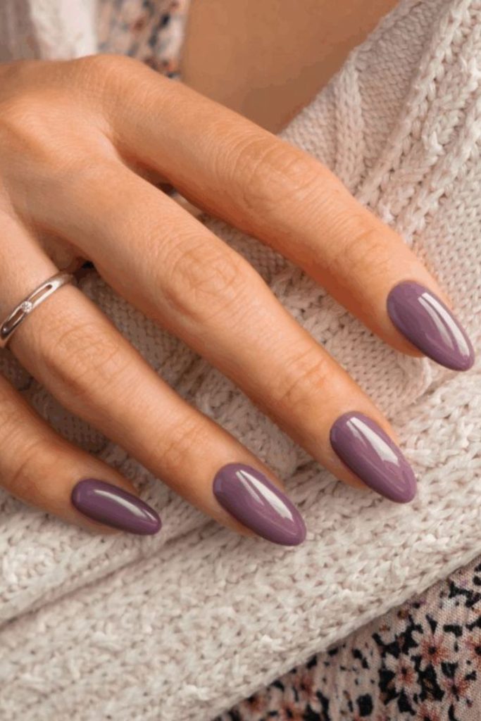 Dusty mauve nails with white specks