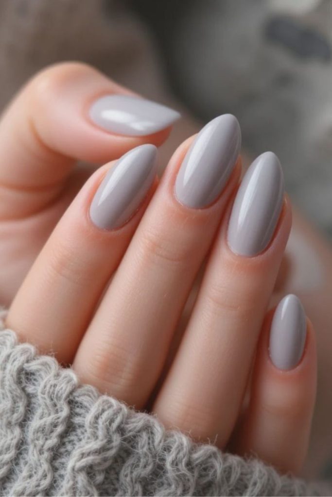 Soft grey short rounded nails