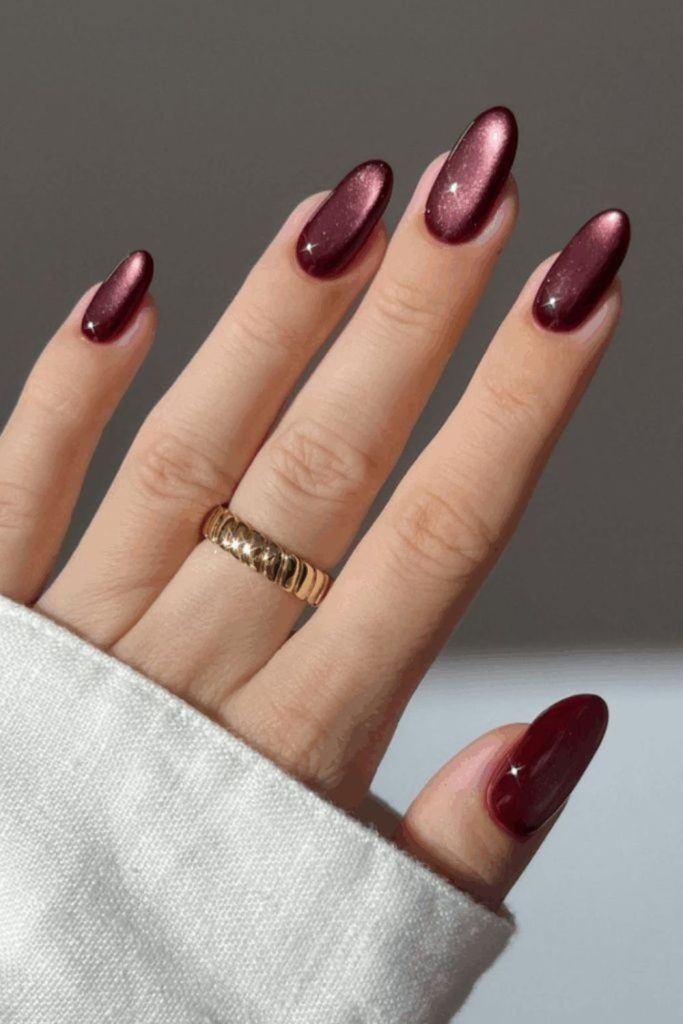 Wine burgundy cat eye manicure