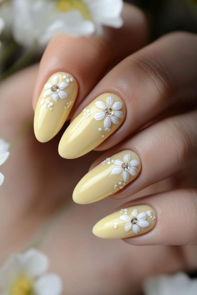 Warm yellow nails with pale rose