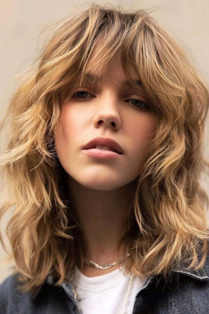 Short shag with fluffy crown texture.