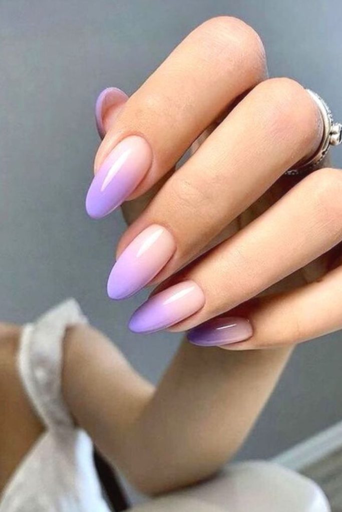 Lilac ombre spring manicure.