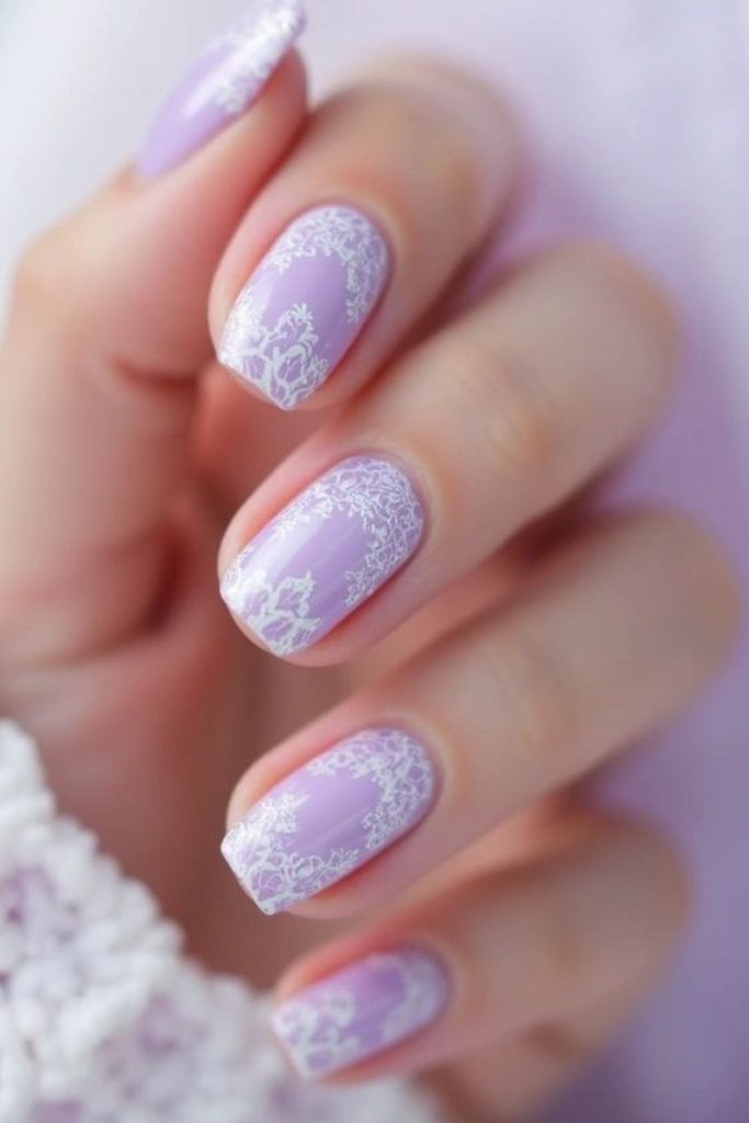 Orchid nails with silver frost
