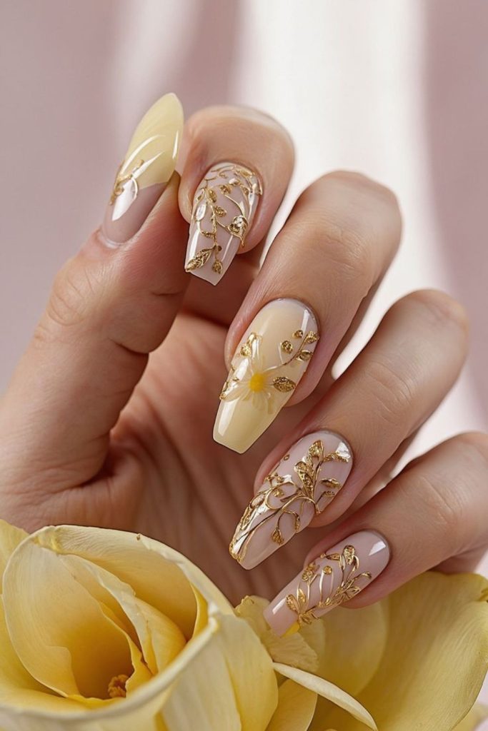 Ivory yellow nails with tropical highlights