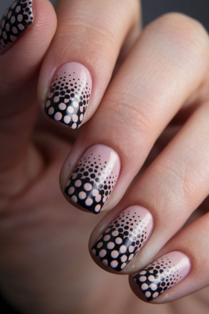 Dots fading along nail length gradually