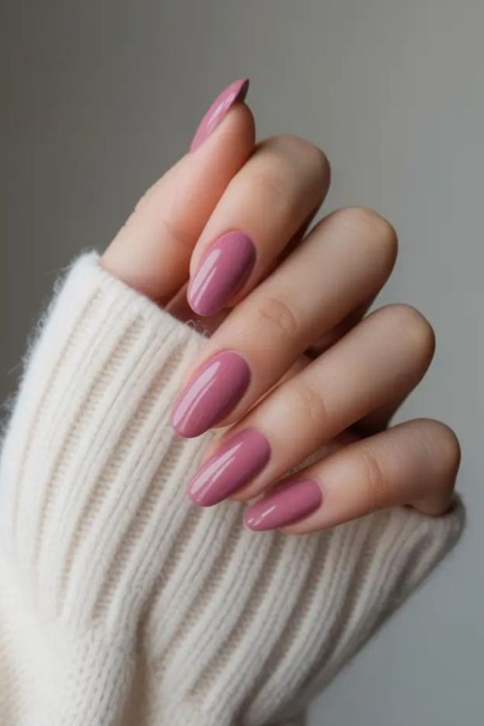 Rosewood nails, warm subtle charm.