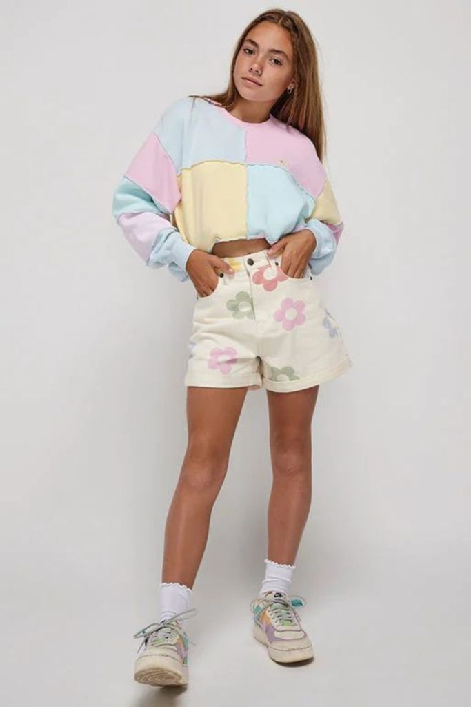 Bubblegum pink cardigan school outfit.