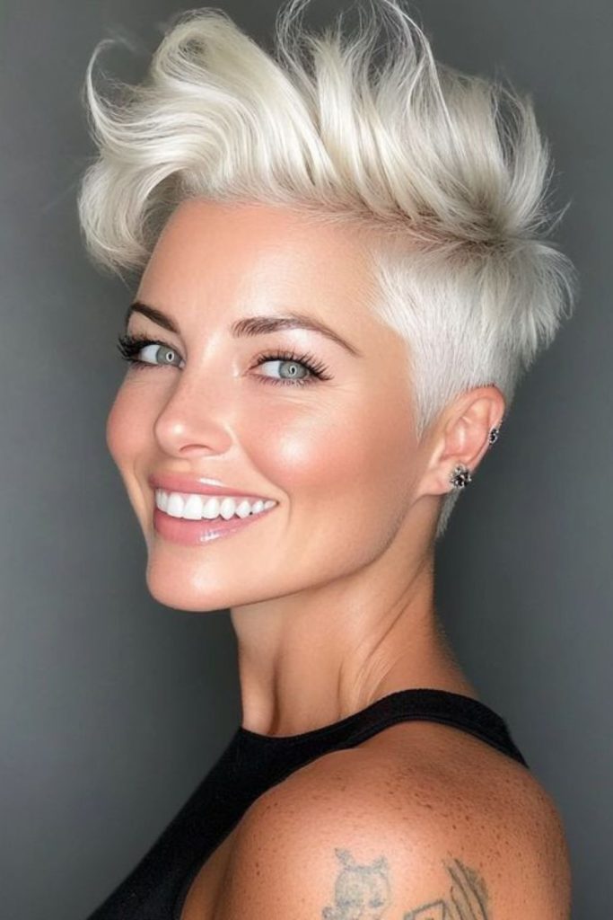 Platinum mohawk with rugged shining spikes