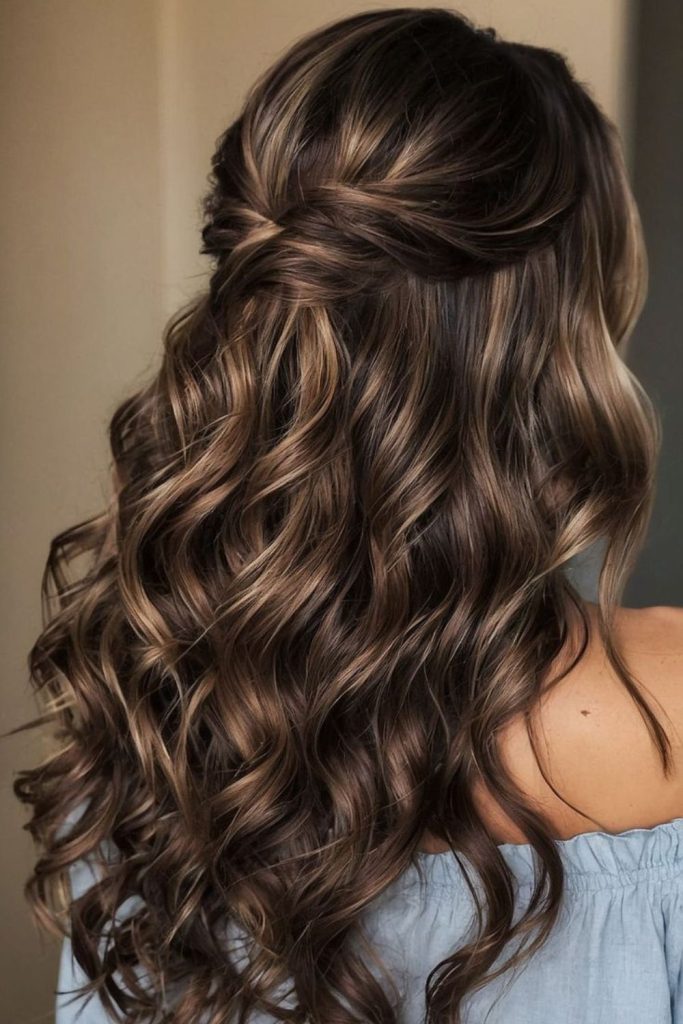 Long waterfall waves with soft shine.