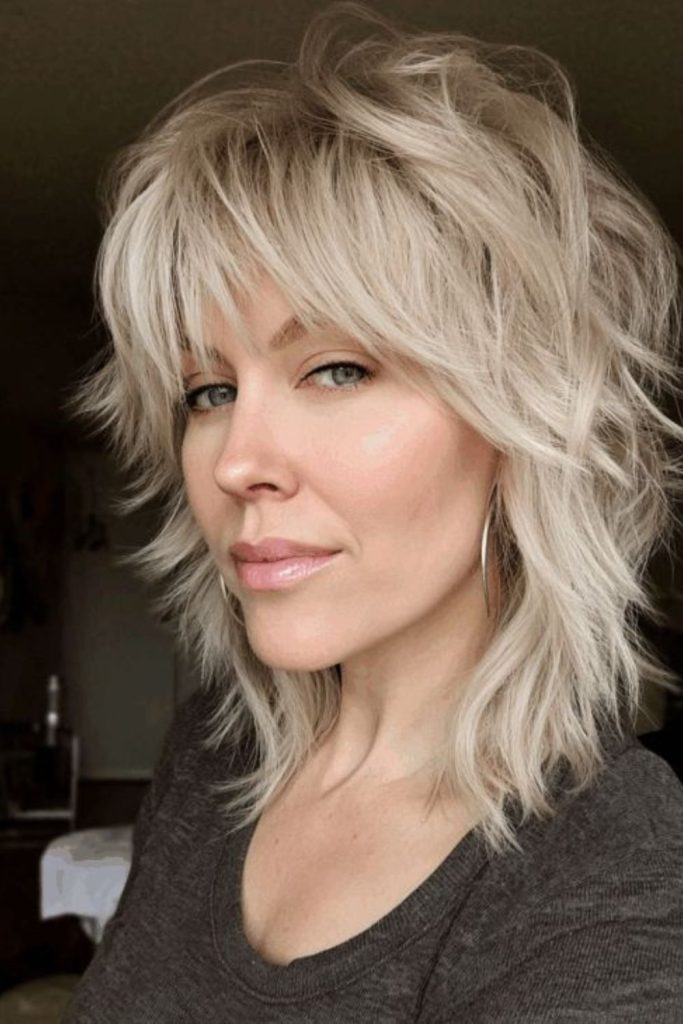 Short shag with tidal wave layers