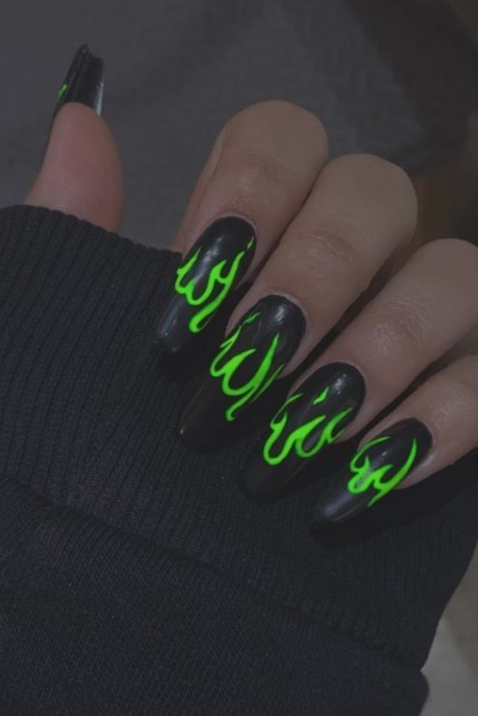 Neon heartbeat pulse nail art