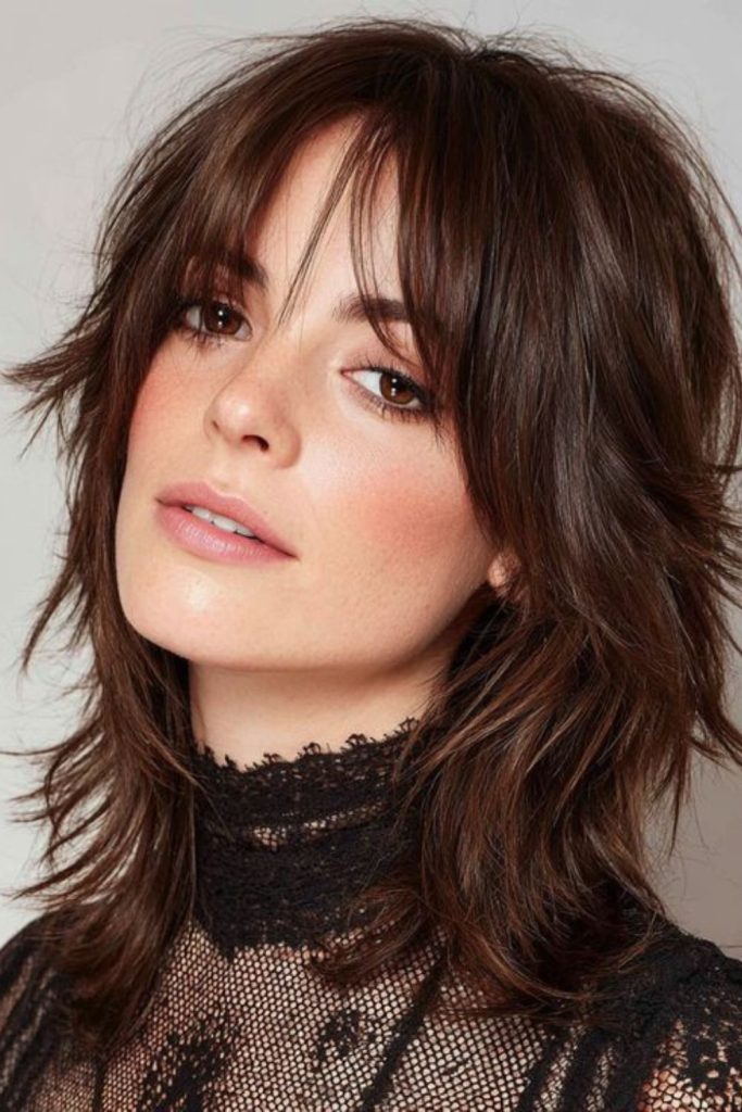 Feathered shag medium length textured cut