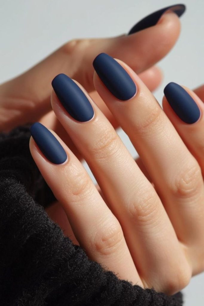 Matte velvet gradient soft nails
