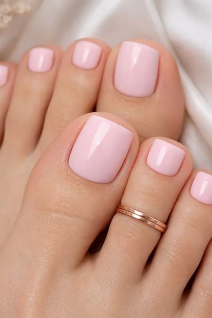 Rose quartz soft feminine toe nails