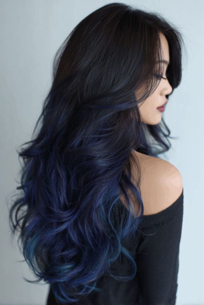 Cool sapphire toned breezy wave style