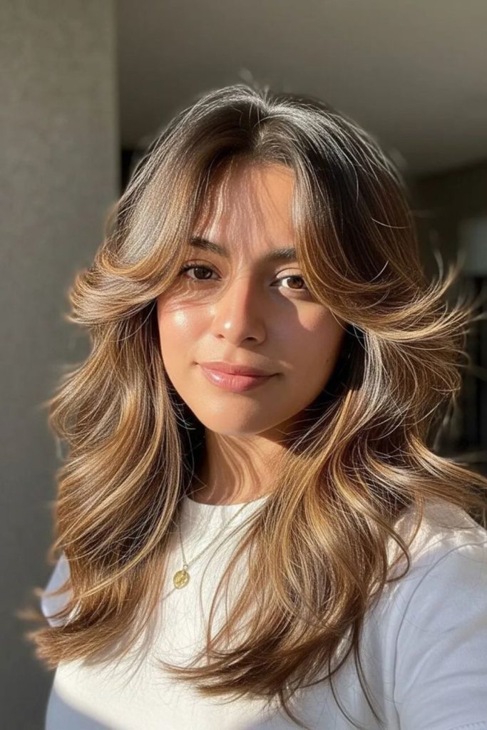 Feather light sunlit wavy airy style