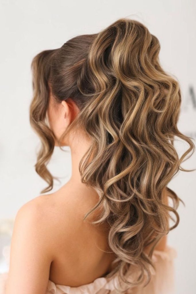 Fluffy high pony soft voluminous texture.