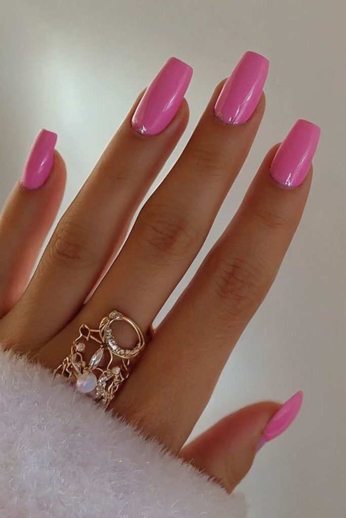 Bubblegum pop bright pink square nails