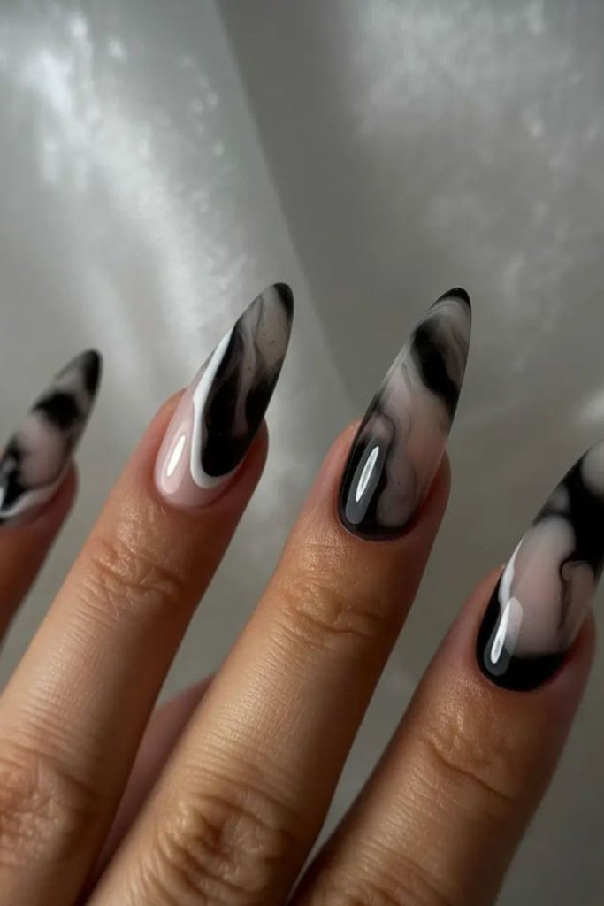 Smoky swirl black abstract nails design