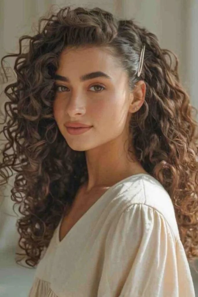 Soft dreamy curls forming light mirage veil effect
