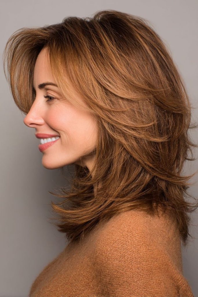 Amber layered cut with glowing warm tones