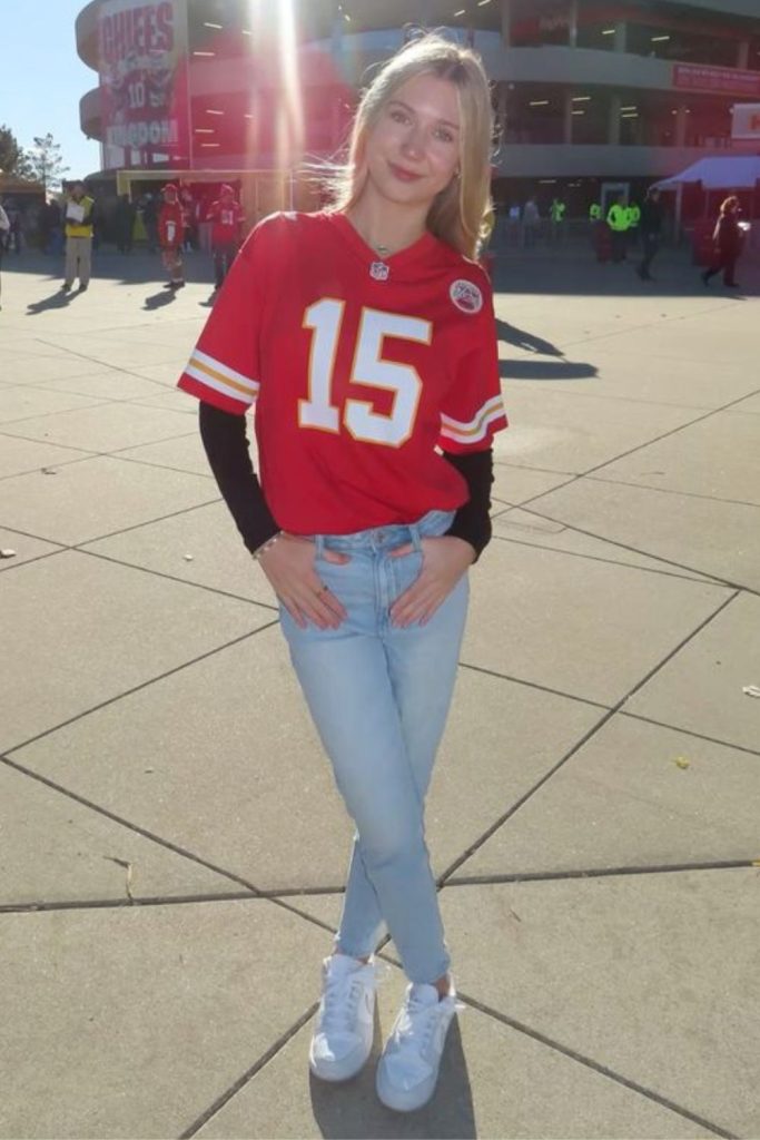 Neutral football jersey flare leggings style