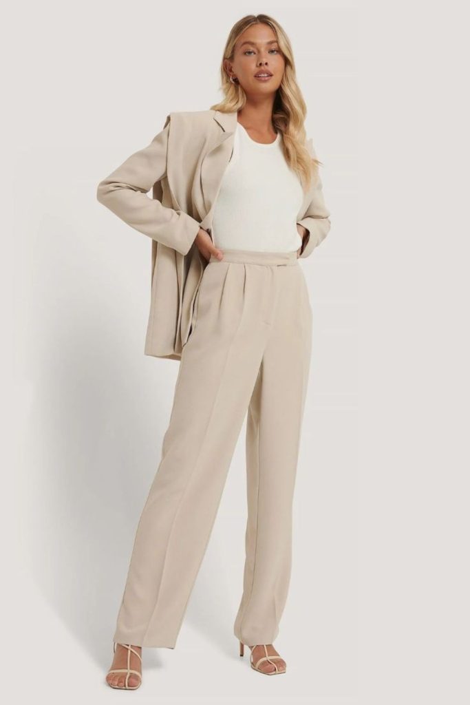 Beige monochrome office elegant outfit style
