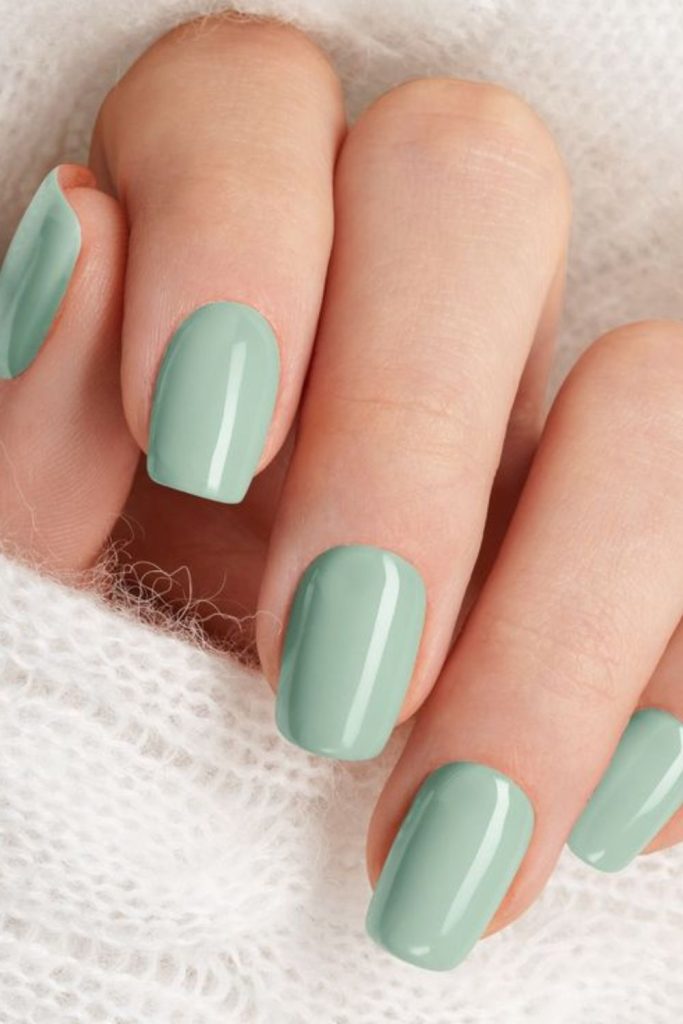 Cool mint breeze fresh pastel manicure