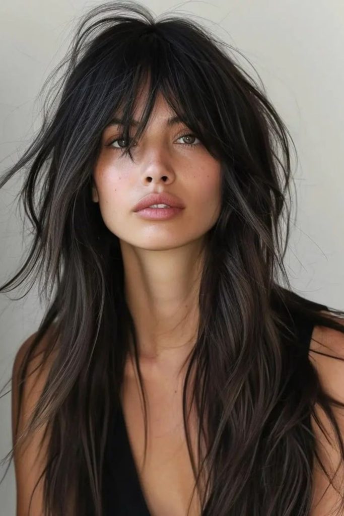 Long waterfall layers and full fringe.