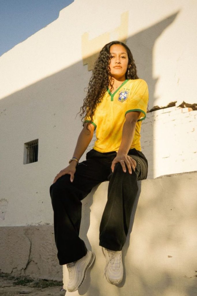 Classic World Cup jersey leggings look