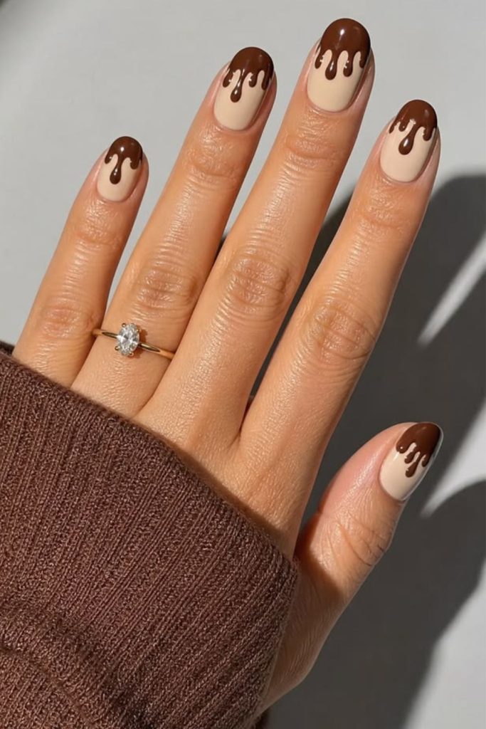 Chocolate drip short baddie nails