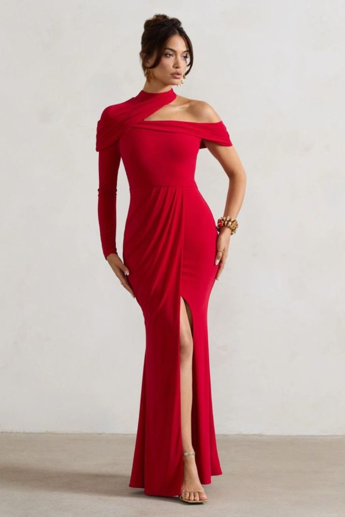 Crimson red bandage dress dramatic outfit