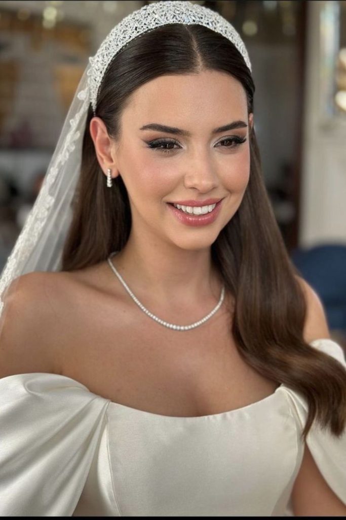 Straight hair with sparkling bridal veil.