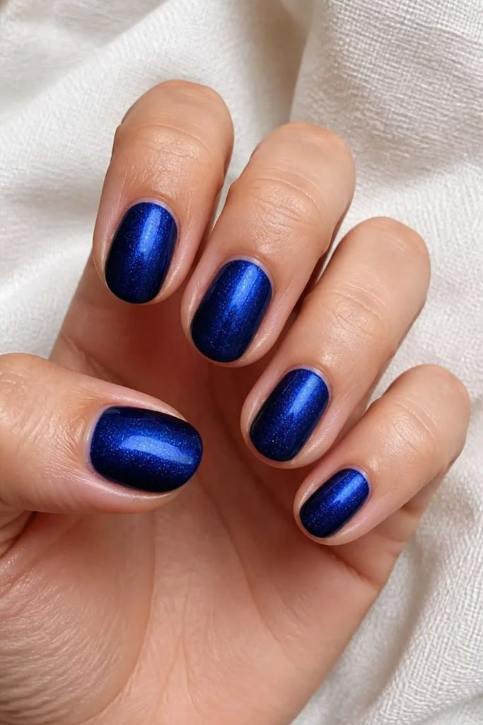Electric blue short baddie nails