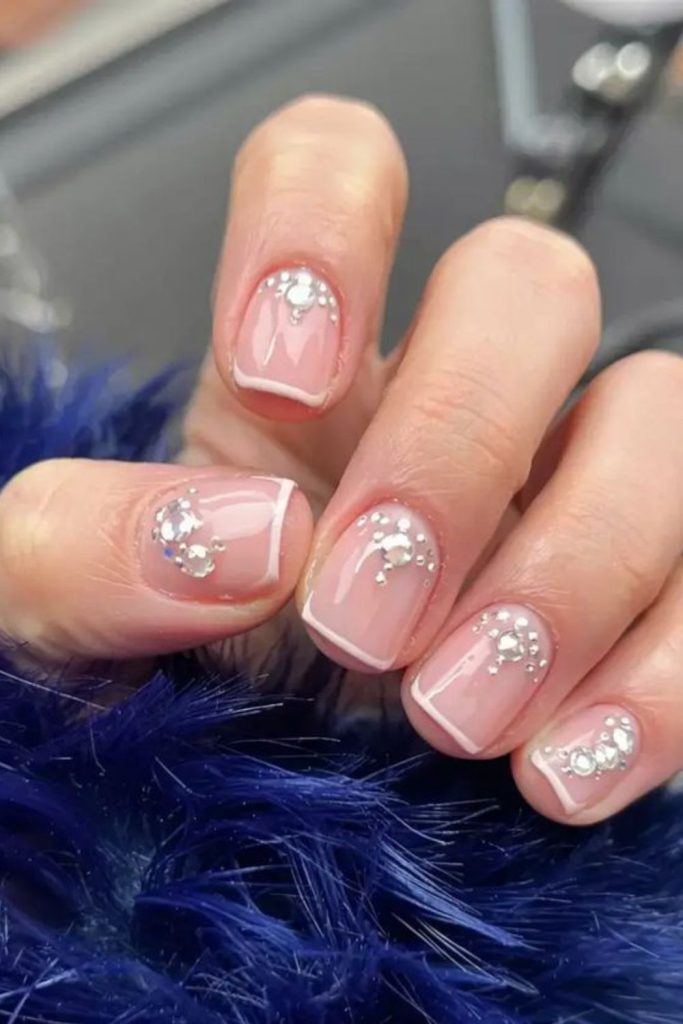 Rhinestone French baddie short nails