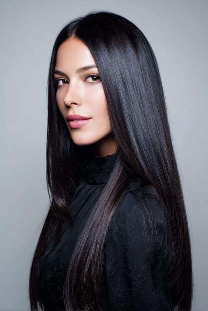 Soft smoke straight hairstyle women.
