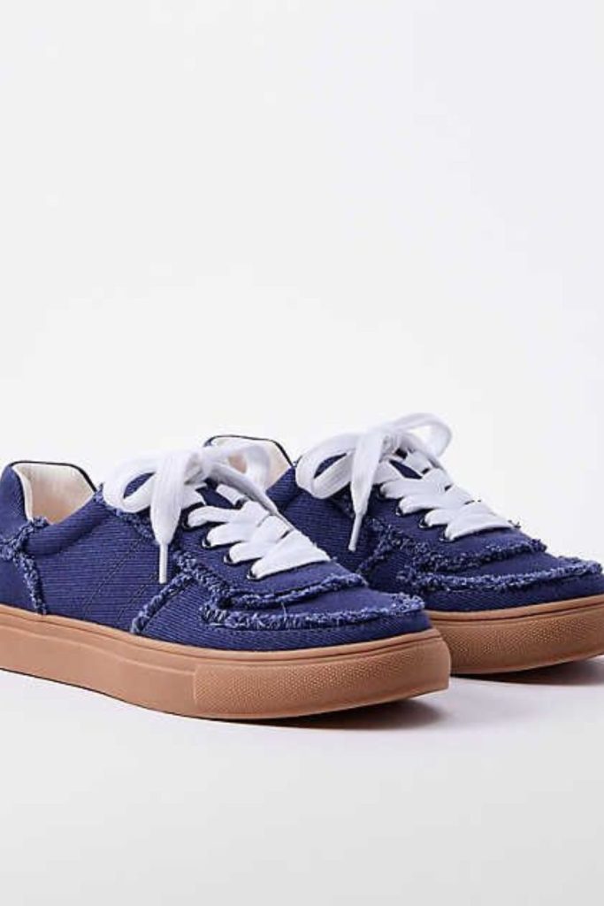 Denim inspired casual fashion sneakers.