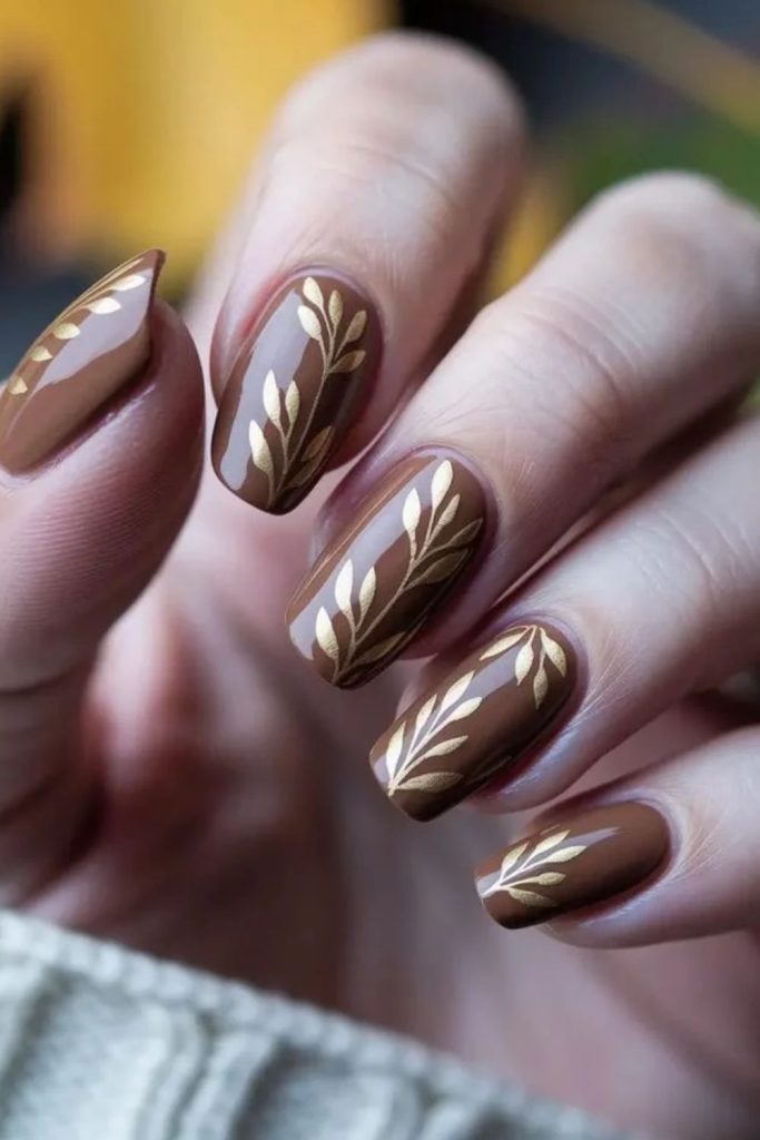 Mocha leaf romantic Thanksgiving manicure.