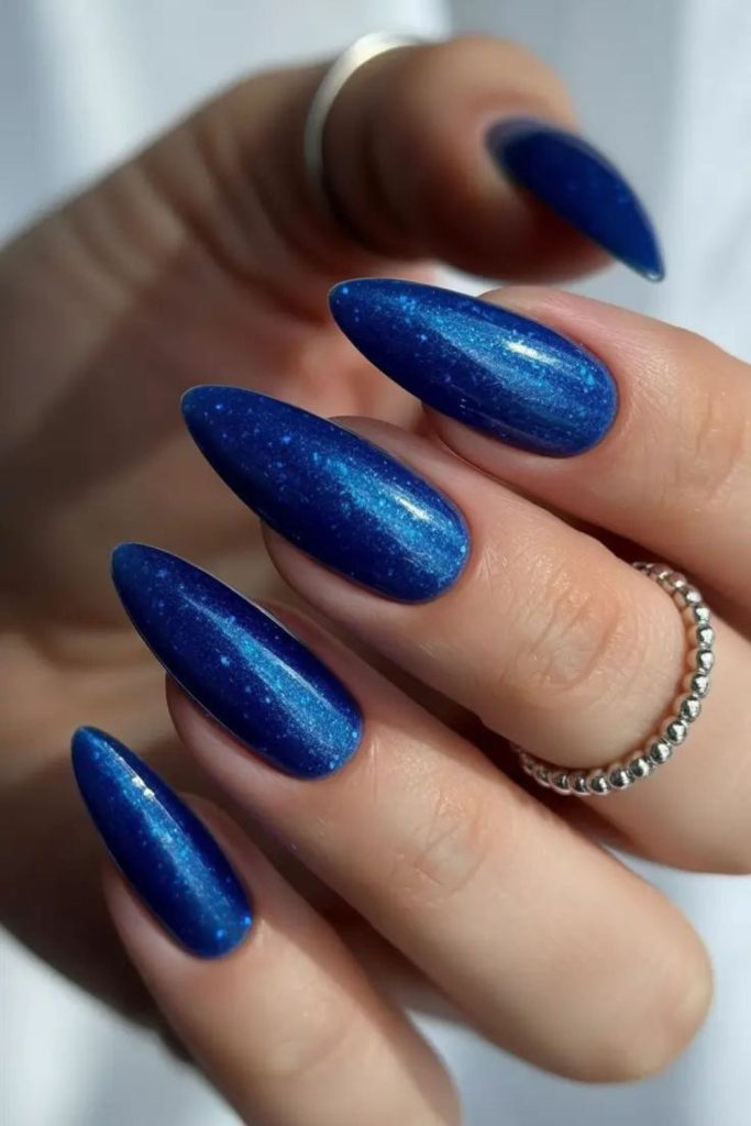 Sapphire blue velvet night nails