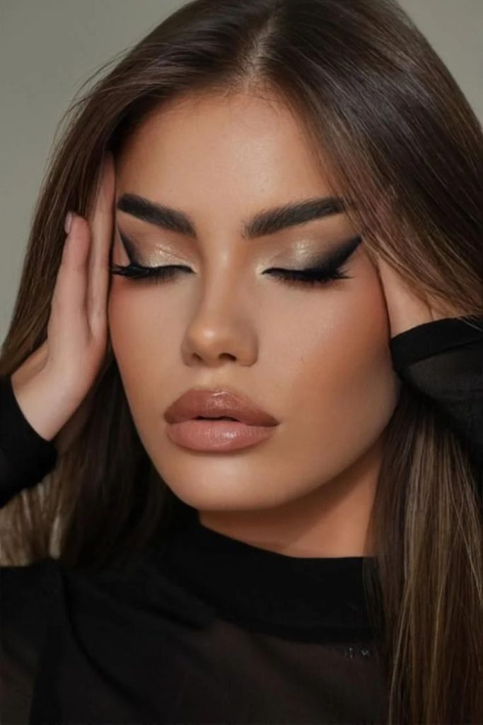 Cocoa brown sultry fox siren eyes.