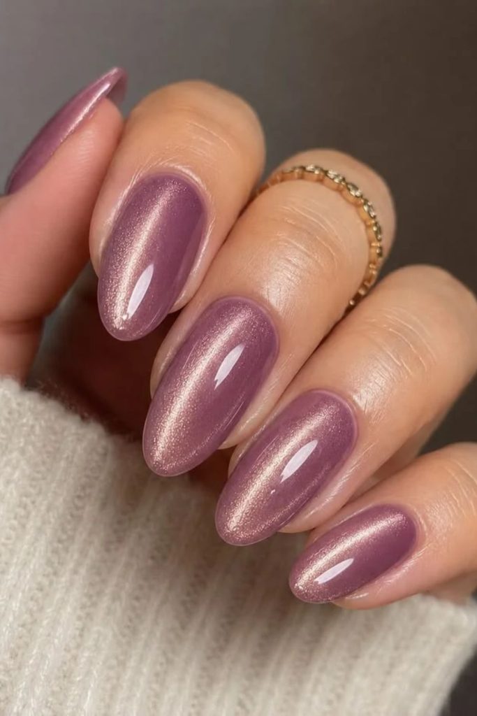 Soft mauve sugar plum nails.