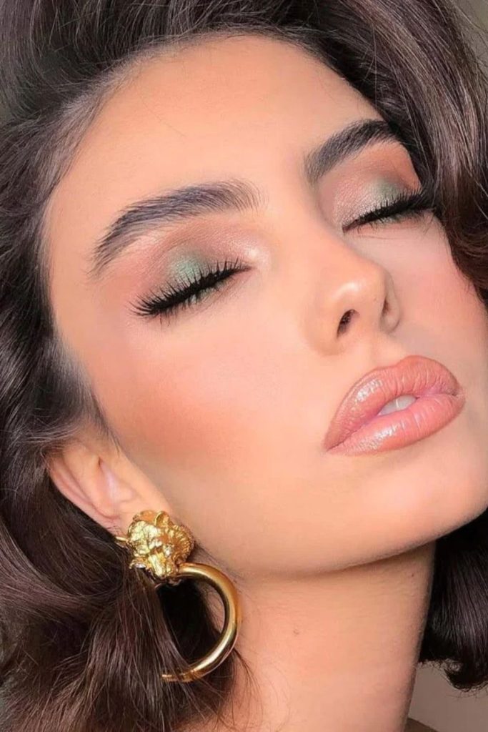 Pistachio latte makeup beauty look.